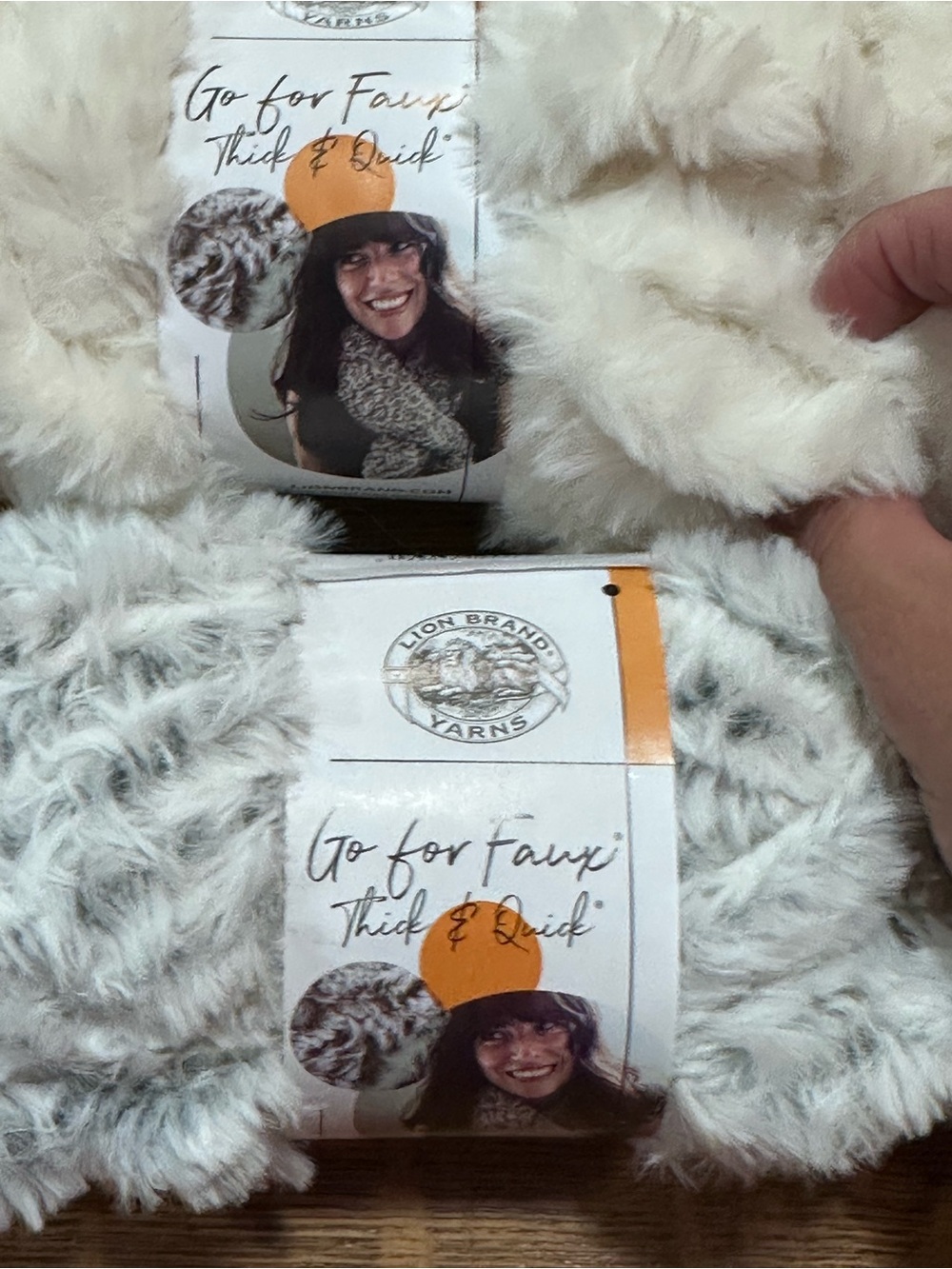 Lion Brand Go For Faux Thick & Quick Faux Fur Yarn — White/Cream